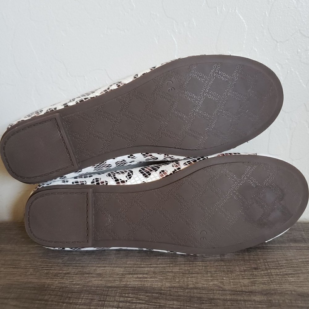 Vionic Minna Leopard Snake Print Ballet Flats Lea… - image 8